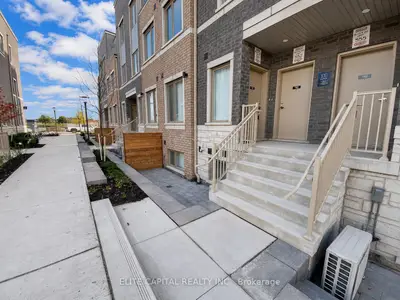 100 Honeycrisp Crescent Th 351, Vaughan, On L4k 0n7