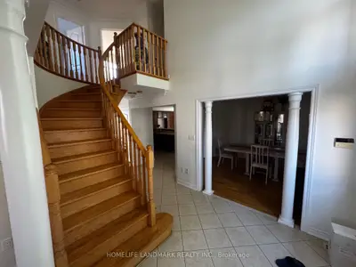 33 Ramsgate Court, Markham, On L3s 4r3