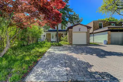 33 Kitsilano Crescent, Richmond Hill, On L4c 5a4