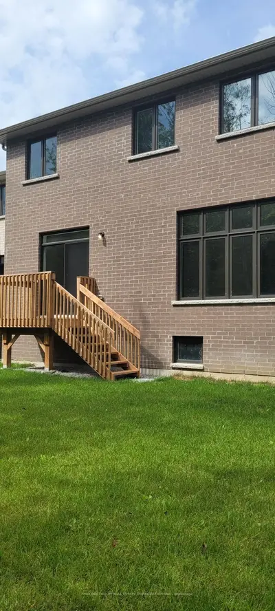 143 Dovedale Drive, Georgina, On L4p 0s6