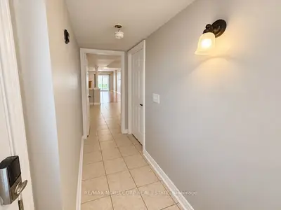 67 Macbride Crescent, Vaughan, On L6a 3r3