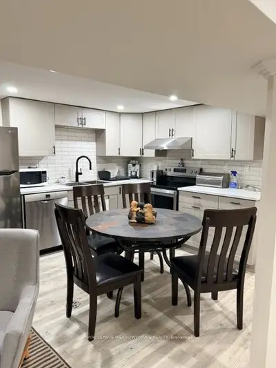 30 Fran Drive, Vaughan, On L4l 1p3