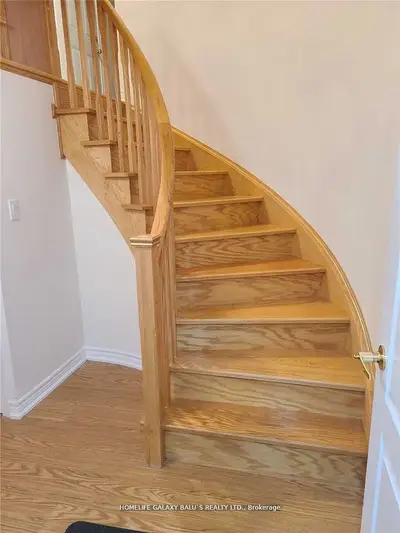 4 Malborough Road (basement), Markham, On L6b 0e9