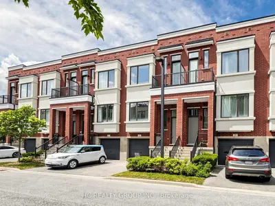 38 Lafferty Lane, Richmond Hill, On L4c 0z8