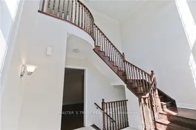20 Mario Avenue, Markham, On L6c 0x8