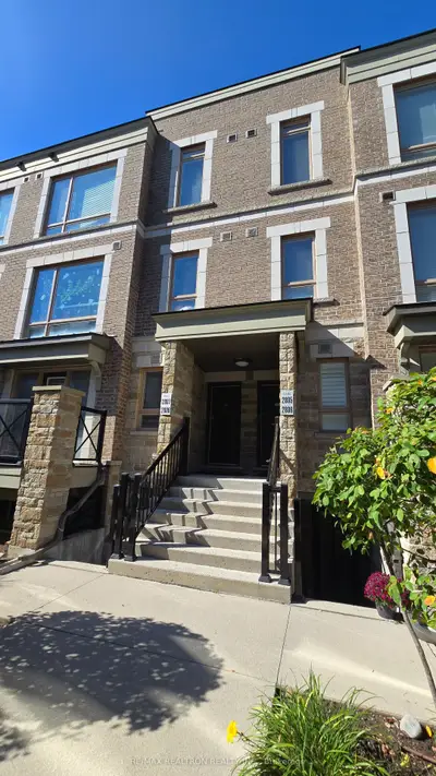 21 Westmeath Lane 2807, Markham, On L6b 1n5
