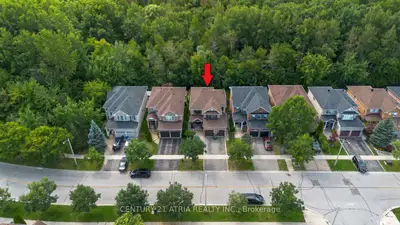 106 Wood Rim Drive, Richmond Hill, On L4e 4m9