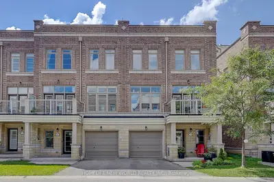 38 Arborea Lane, Whitchurch-stouffville, On L4a 1x1