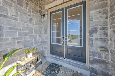 7 Cranley Road, East Gwillimbury, On L9n 0t7