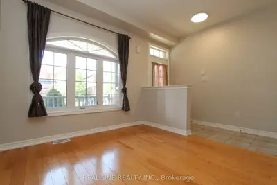 87 Hammersly Boulevard, Markham, On L6e 0l1