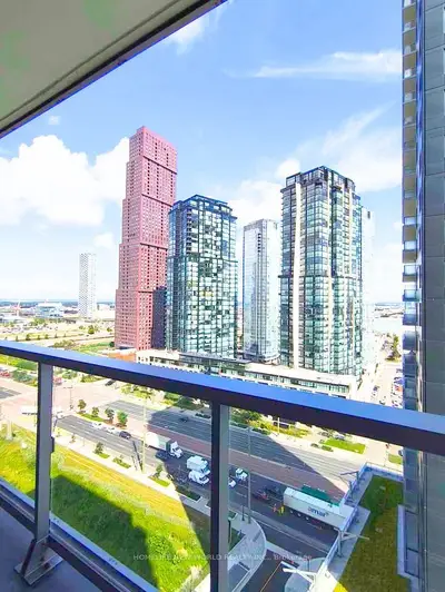 21 Meadowdale Road 1606, Vaughan, On L4k 0h6