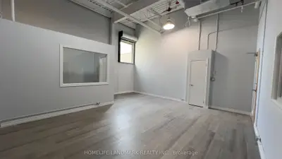30 South Unionville Avenue 2068, Markham, On L3r 5m3