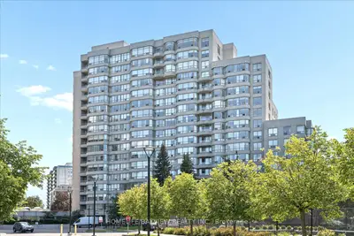 7 Townsgate Drive 515, Vaughan, On L4j 7z9