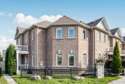 2417 Bur Oak Avenue, Markham, On L6e 1j6