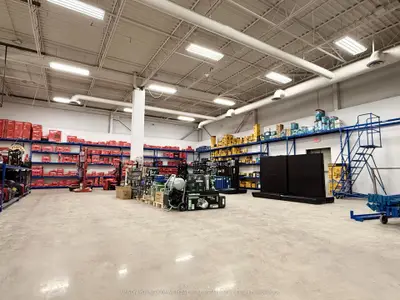 374 Bowes Road, Vaughan, On L4k 1k1