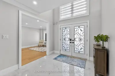 372 Crofters Road, Vaughan, On L4l 8y3