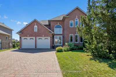372 Crofters Road, Vaughan, On L4l 8y3