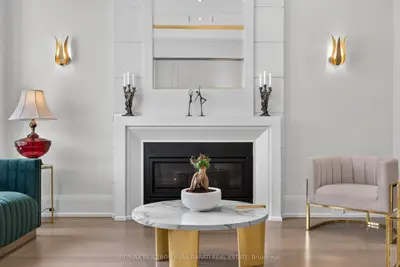 22 Woodward Avenue, Markham, On L3t 1e4