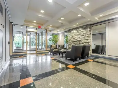 81 Townsgate Drive Ph106, Vaughan, On L4j 8e6