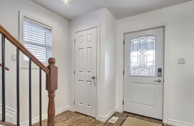 57 Main Street S Main Floor, Uxbridge, On L9p 1j4