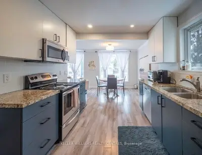 807 Greenfield Crescent Upper, Newmarket, On L3y 3b2