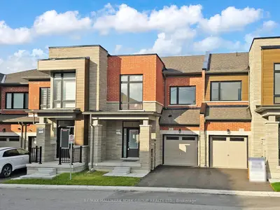 42 Blick Crescent, Aurora, On L4g 4a6
