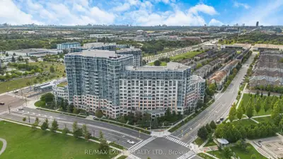 33 Cox Boulevard 1627, Markham, On L3r 8a6