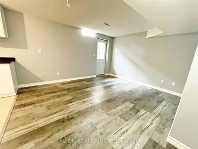 73 Harry Blaylock Drive Lower, Markham, On L6e 2h1