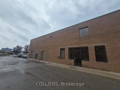 50 West Pearce Street 16, Richmond Hill, On L4b 1c5