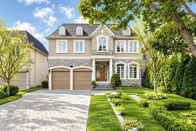 20 Ormsby Court, Richmond Hill, On L4b 4p8