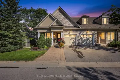 353 Terry Carter Crescent 10, Newmarket, On L3y 9g2