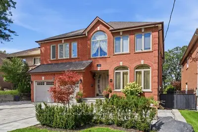 56a Roosevelt Drive, Richmond Hill, On L4c 6v4