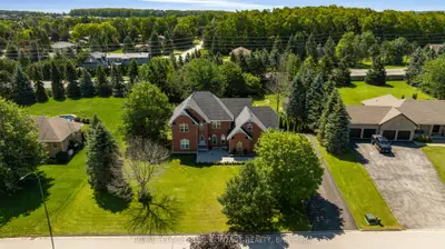 43 Vanderpost Crescent, Essa, On L0l 2n0