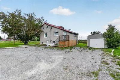 6 Sunkist Road, Georgina, On L0e 1n0