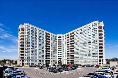9017 Leslie Street 1102, Richmond Hill, On L4b 4r8