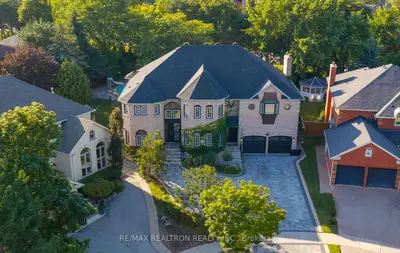 96 Markwood Lane, Vaughan, On L4j 7k7
