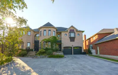 96 Markwood Lane, Vaughan, On L4j 7k7