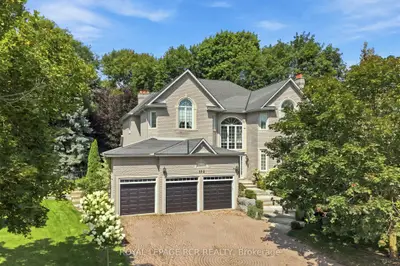 193 Sherwood Place, Newmarket, On L3y 8e5