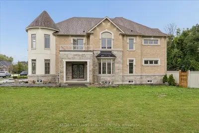 277 Gibson Circle Main & Second Floor, Bradford West Gwillimbury, On L3z 0x2