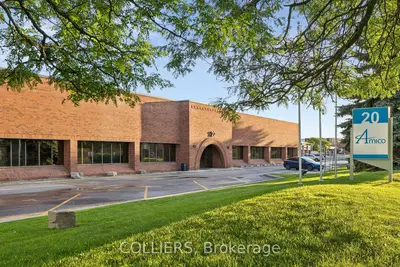 20 East Pearce Street 2, Richmond Hill, On L4b 1b7