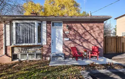304 Demaine Crescent Main Fl, Richmond Hill, On L4c 2w5