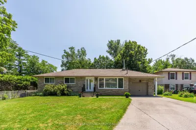 43 Northwood Road, Georgina, On L0e 1r0