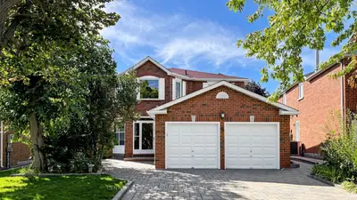 4 Carnforth Drive, Markham, On L3r 7w2