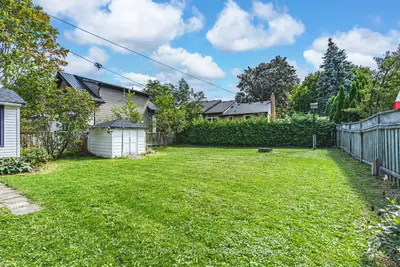 85 Tyler Street, Aurora, On L4g 2n4