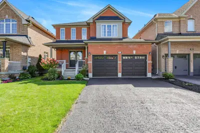 30 Bolster Lane, Uxbridge, On L9p 1x8