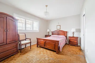 382 Melville Avenue, Vaughan, On L6a 2n8