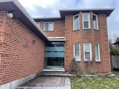 166 Fincham Avenue Main, Markham, On L3p 4b3