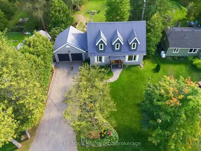 19 Mustard Street, Uxbridge, On L9p 1r2