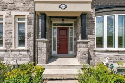 284 King Road, Richmond Hill, On L4e 1h3