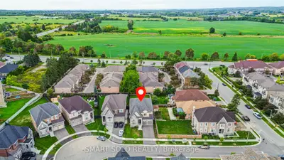 2 Menotti Drive, Richmond Hill, On L4e 1g5